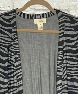 XL/1X/2X/3X New Cotton Black Gray Zebra Animal Print Cardigan Sweater Pockets - Picture 1 of 13