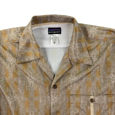 Patagonia Rythm Shirt Mens Medium Multicolor Paisley Camp Button Up Lightweight - Image 1 of 4