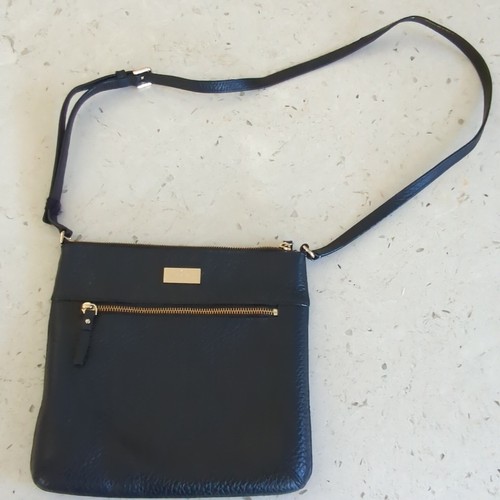 Borsa a tracolla Kate Spade in pelle nera tasca esterna con zip