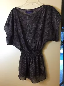 Top Miley Cyrus Max Azria Gris y Púrpura Transparente Cachemira Estampado Peplum Talla XS (k) - Imagen 1 de 3