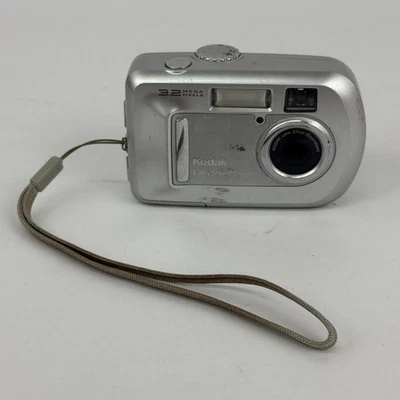 Kodak Easy Share CX7300 3.2MP Digital Camera Silver Untested - Image 1 of 4