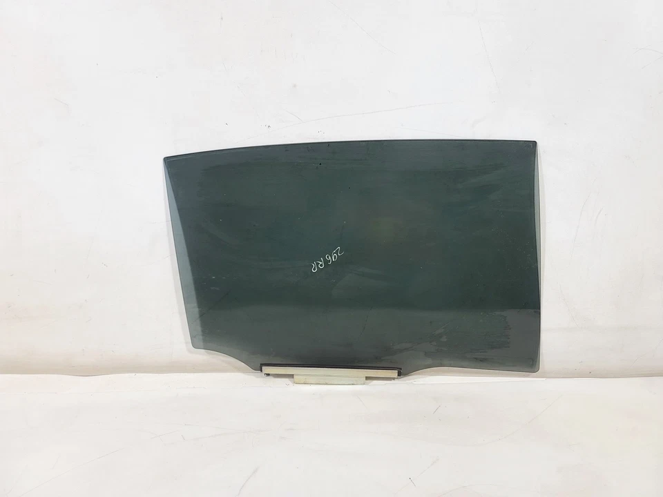 14-15 SUBARU XV CROSSTREK PAINEL DE VIDRO PORTA LATERAL DIREITA TRASEIRA DO PASSAGEIRO FABRICANTE DE EQUIPAMENTO ORIGINAL - Imagem 1 de 1