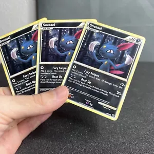 Sneasel 68/90 Undaunted Pokemon Card Non-Holo 3 - Picture 1 of 4