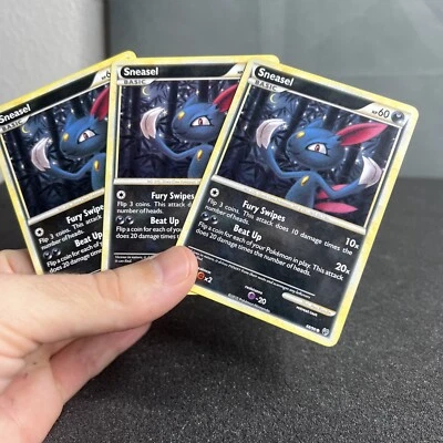Sneasel 68/90 Undaunted Pokemon Card Non-Holo 3 - Image 1 of 4