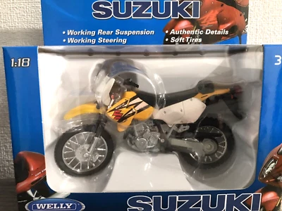 SUZUKI DR-Z400S SPORT BIKE BRAND NEW GIFT 1:18 MOTORCYCLE MODEL REPLICA BY WELLY - Image 1 of 4