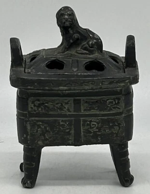 Vintage Chinese Incense Burner with Foo Dog on Lid, Great Condition - Image 1 of 4