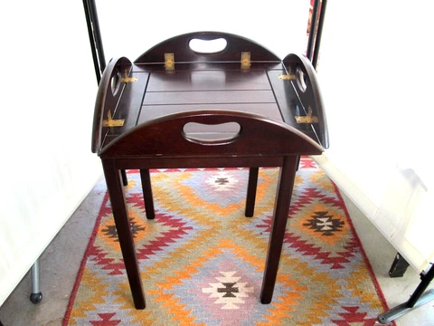 BOMBAY COMPANY Butler Tray / Table With Fold Up Sides Cover