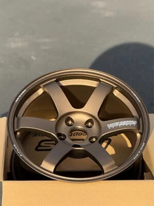 (set of 4) Volk Racing TE37 Saga S-Plus 17x9 +22 5x114.3 Bronze - Picture 1 of 4