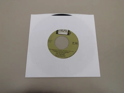 The Empires - Three Little Fishes / Everyone Knew But Me - Colpix CP 680 - Good Foto 1 de 4