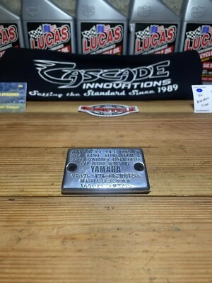 87-06 YAMAHA BANSHEE 350 OEM NISIN FRENO DELANTERO MAESTRO TAPA CILINDRO CUBIERTA Foto 1 de 4