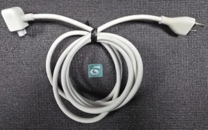 Apple 6 Ft Power Cord 2.5A 125V  (E344534)  Genuine OEM White USED Free Ship - Picture 1 of 3