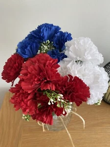 Jubiläumsparty Blumen rot weiß und blau Blumen Tischdeko 21 Köpfe - Bild 1 von 5