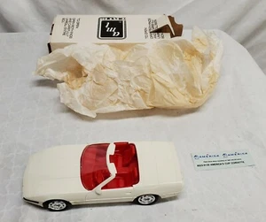 NIB ERTL / AMT America Corvette Convertible-White/Red #8923-Dealer Promo -1/25th - Picture 1 of 12
