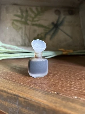 De Colección Youth-Dew Estēe Lauder PERFUME 3,5 ml Miniatura Antigua Fórmula VER DESCRIPCIÓN Foto 1 de 2