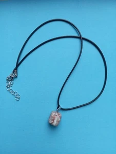 Natural Healing polished Red Net Jasper pendant necklace with gift bag - Picture 1 of 1