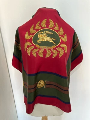 S21# Bufanda de seda multicolor Burberrys 34 pulgadas hecha en Italia tiene manchas y tirones Foto 1 de 4