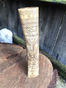 Antique Borneo DAYAK KALIMANTAN SHAMAN MAGIC POWDER FLASK hand etched folk art - Picture 1 of 9