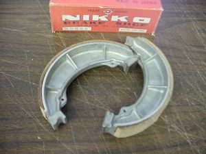Honda SS125, CL125, CA175, ATC90 Front Brake Shoes 2 Piece SET 45120-230-000 - Picture 1 of 1