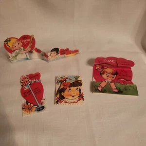Vintage 1940s 1950s Valentines For Girls to give. - Picture 1 of 12