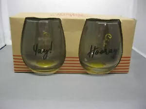 TMD Holdings Hooray And Yay Set of 2 Stemless Wine Glasses Gold sparkles NIB - Picture 1 of 4
