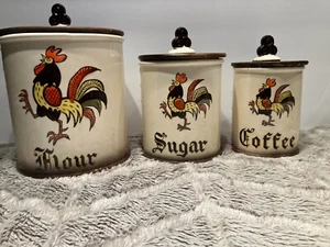 GREAT DEAL! Three Piece Metlox Poppytrail "Red Rooster" Canister Set - Picture 1 of 24