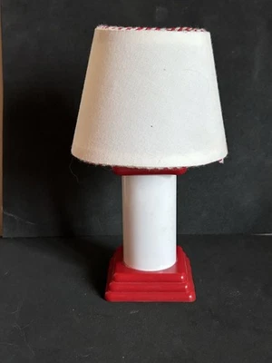 Pleasant Company American Girl Molly Nighttime Necessities Lamp - Image 1 of 4