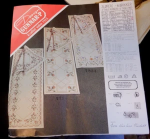 GUNNAR P Needle Point Kit Table Runner Norwegian "Elise" - Picture 1 of 13