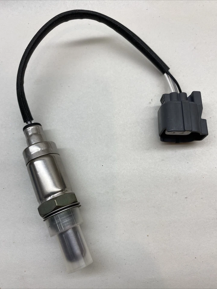 CARQUEST CX13075 Oxygen Sensor fits Honda Accord - Image 1 of 3