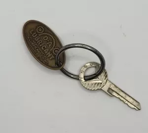 D A Lubricant Indianapolis IN w/ Ford Key If Found Return to Address on Front - Picture 1 of 4