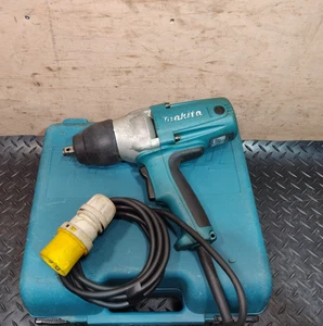 Makita TW0350 Chiave a percussione 1/2'' 110v + custodia dado runner pistola frusta - IVA in - Foto 1 di 10