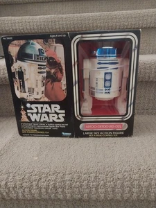KENNER STAR WARS R2-D2 LARGE serie di figurine 12", vintage 1979 scatola originale sigillata - Foto 1 di 18