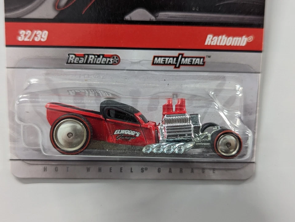 Rat Bomb - 2010 Hot Wheels Larry's Garage - Red Foto 1 de 3