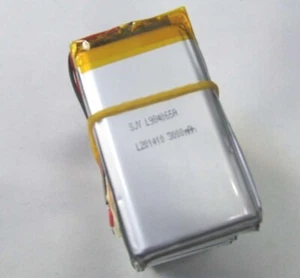 BATTERIA AI POLIMERI DI LITIO 70 X 40 X 9 MM 3,7 V 3000 MAH - Picture 1 of 1