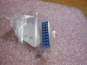 ROCKWELL (2 PC LOT) CONNECTOR BODY INSERT # 372-2628-018 NSN: 5935-00-172-8079 - Picture 1 of 3