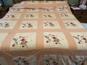 LARGE VINTAGE HANDMADE REVERSIBLE PATCHWORK QUILT 108”X82” PEACH ABSTRACT - Picture 1 of 14