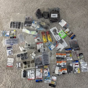 Fishing Gear Set Hooks, Tails, Lures And More - Imagen 1 de 7