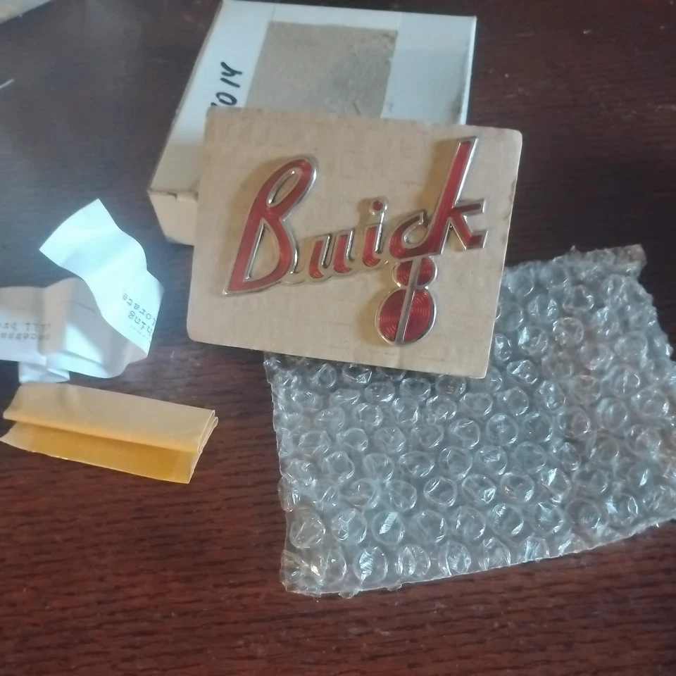 Buick 8 Grill Emblem 1937 placa de identificación OEM original Cloisonne Fox Co Foto 1 de 3