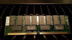 GOLDSTAR LGS GMM7368100CSG6 32MB 72PIN (8Mx36) 60NS EDO Memory - 'gold' contacts - Picture 1 of 7