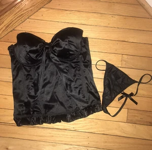 Buster satinado negro Native Intimates con arco talla L - Imagen 1 de 7