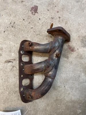 12-20 NISSAN NV 2500 Exhaust Manifold 4.0l Lh Oe# 14002ea21a - Image 1 of 4