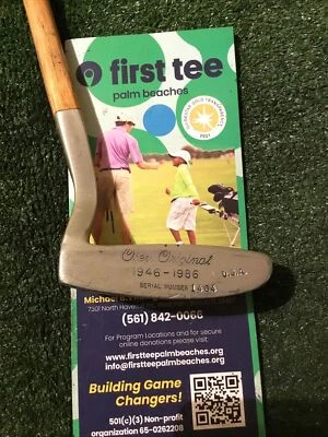 Otey Crisman Original 1946-1986 #1464 USA Putter 35.25 Inches Wooden Shaft - Image 1 of 4