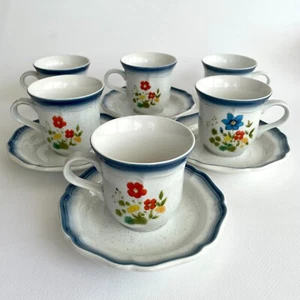Vintage 1970s Mikasa Country Club "Fresh Cuttings" — 6 Cups & 4 Saucers - Picture 1 of 8