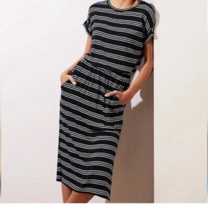 Banana Republic Midi Dress Short Sleeve Striped Stretch Pockets Size Medium - Picture 1 of 4