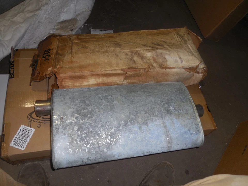 Глушитель NOS WALKER 1967 FORD Falcon, Fairlane, Mercury Comet 8 цилиндров #21518 - Изображение 1 из 4