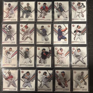 2024 Topps Pristine - 20 Karten Lot - ROOKIES, ALL STARS, HALL OF FAMERS, TOPLOADERS - Bild 1 von 21