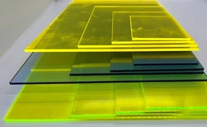 FLOURESCENT ACID GREEN GLOSS LASER CUT PLASTIC SQUARES 3MM ACRYLIC PERSPEX - Picture 1 of 7