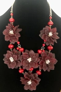 Natasha Red Flower Faceted Bead Rhinestone Gold Tone Statement Bib Necklace - Picture 1 of 12