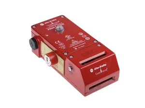 440G-L07255 Atlas 5 GD2 Guardlock Switch, key lock, solenoid voltage: 24V AC/DC - Picture 1 of 3