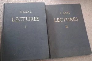 Fritz Saxl Lectures 2 Volumes Warburg Institute, 1957 Large Blue Cloth Hardbacks - Foto 1 di 5