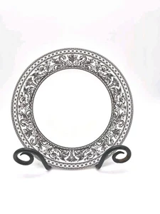 Wedgewood China Unique Dragon Pattern " Contrasts" 8" Salad Dish Made In England - Picture 1 of 8